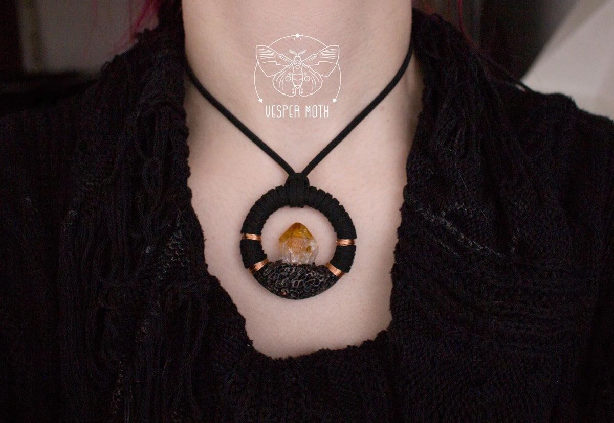 Völva Necklace