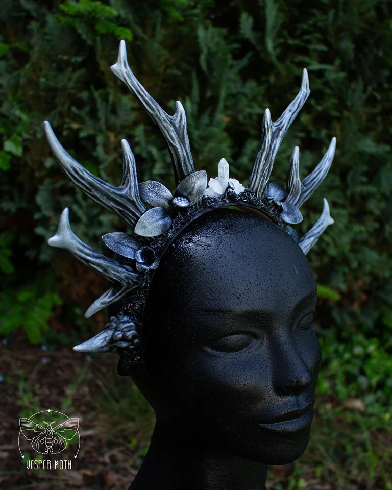 Eikthyrnir Antler Crown